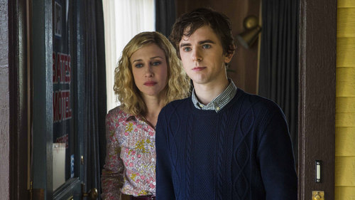 Bates Motel 3×1