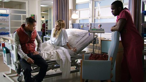 Holby City 15×22