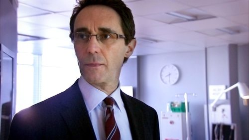 Holby City 15×30