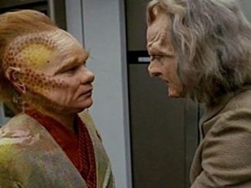 Star Trek: Voyager 1×15