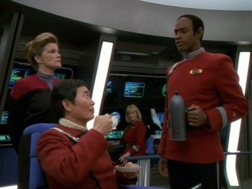 Star Trek: Voyager 3×2