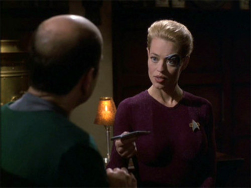 Star Trek: Voyager 5×22