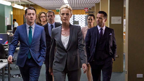 Janet King 2×1