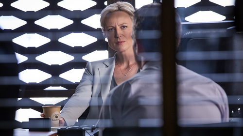 Janet King 2×3