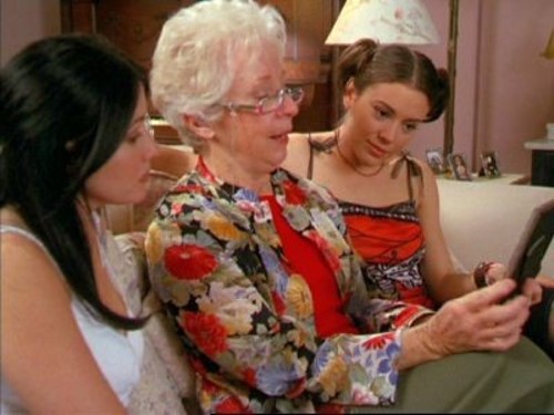 Charmed 2×17