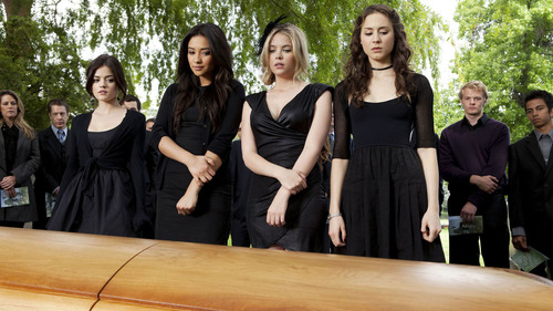 Pretty Little Liars 2×5