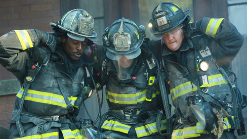 Chicago Fire 2×1