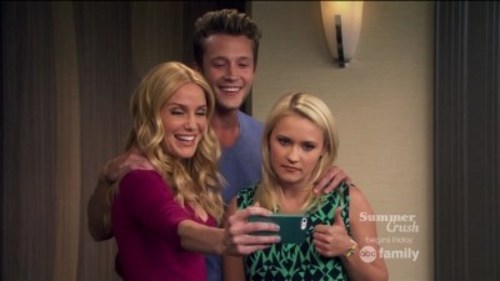 Young & Hungry 1×5